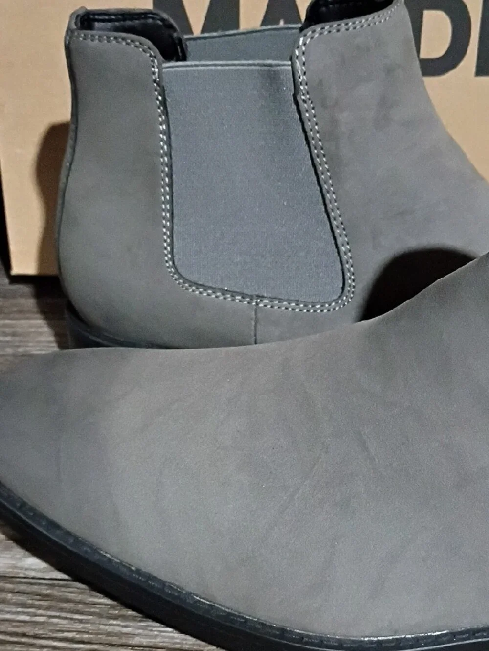 Steve Madden Men's Chukka Chelsea Boots in Gray